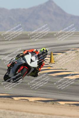 media/Oct-02-2025-Racers Edge (Thu) [[2c91cb6ab3]]/3-B Group/Session 4-Turn 12 (1pm)/